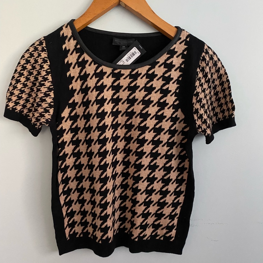 Houndstooth short sleeve sweater